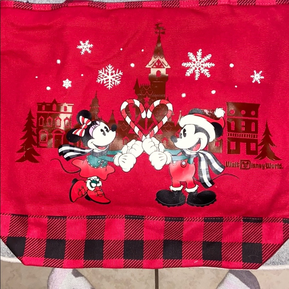 NWT CHRISTMAS disney parks tote